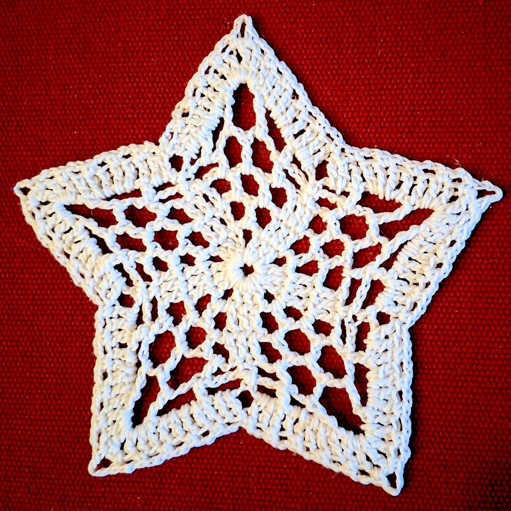 Lace Star Ornament #2 | Free&nbsp;Pattern.